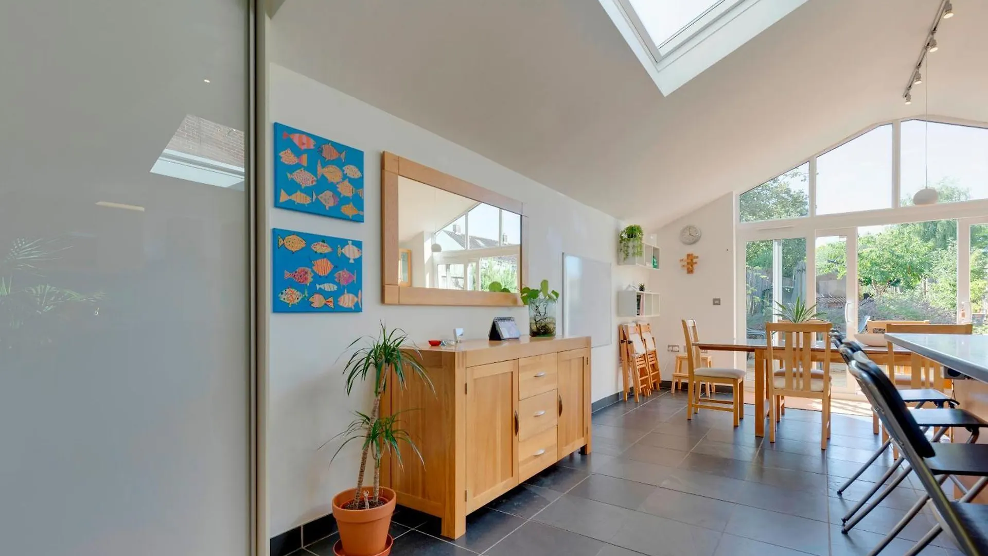 Stunning 3 Bed Terrace Close To Cambridge Station Pass The Keys