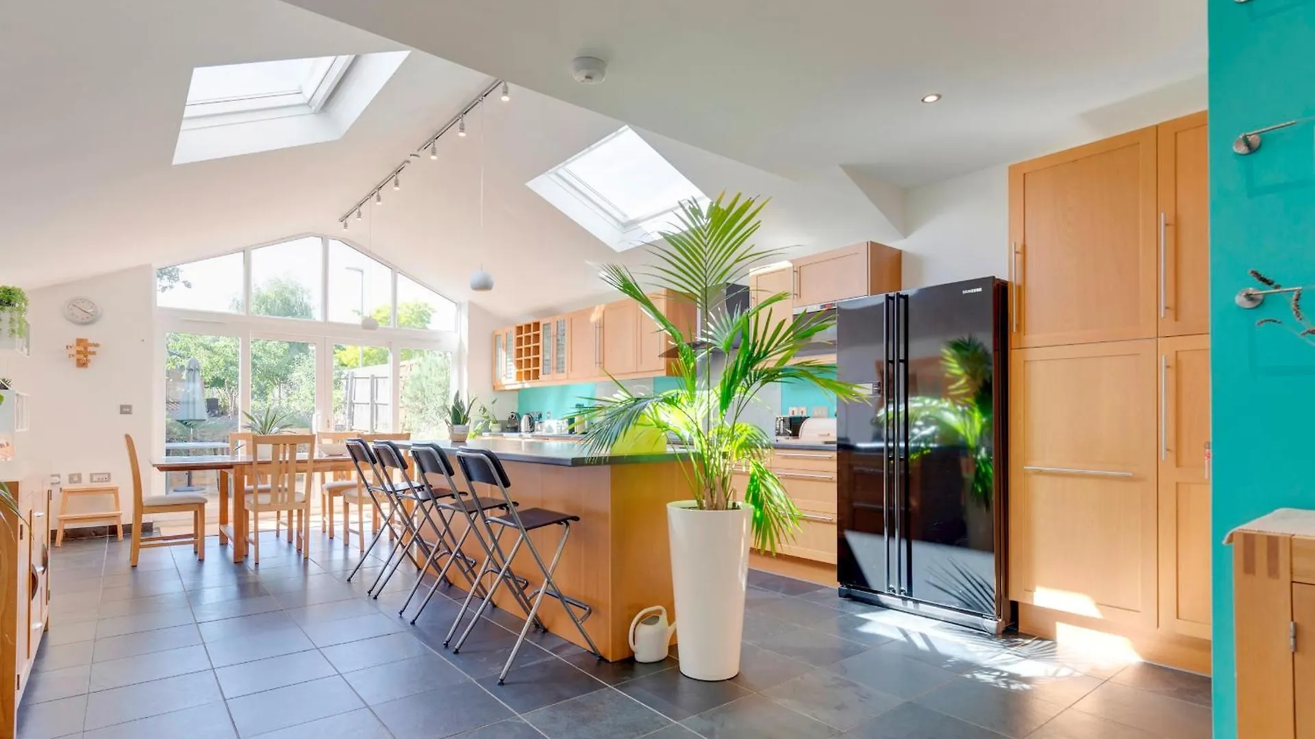 Stunning 3 Bed Terrace Close To Cambridge Station Pass The Keys
